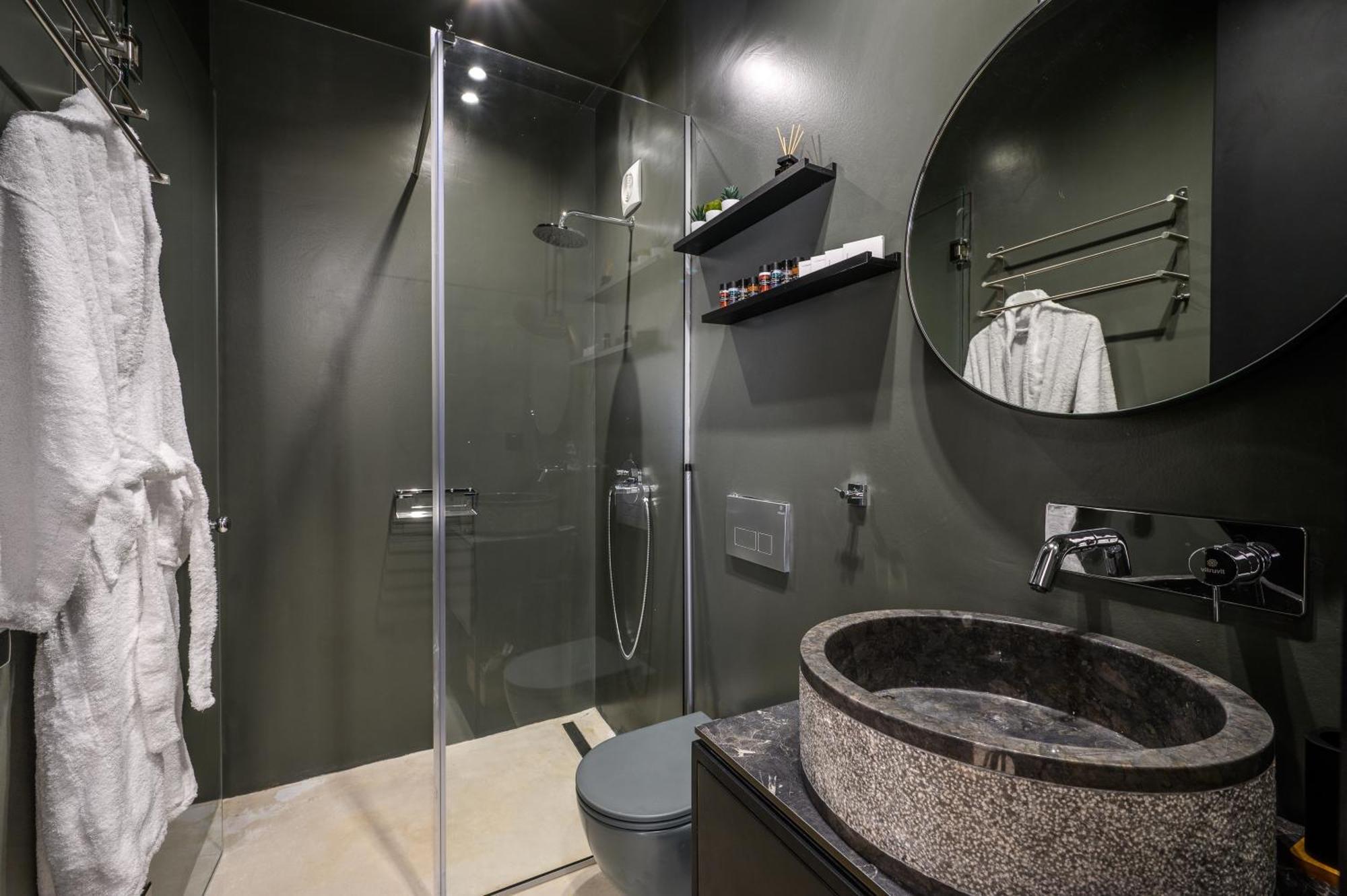 Talise I Modern & Luxury Suite Just 2 Minutes From The Beach Stalís Luaran gambar